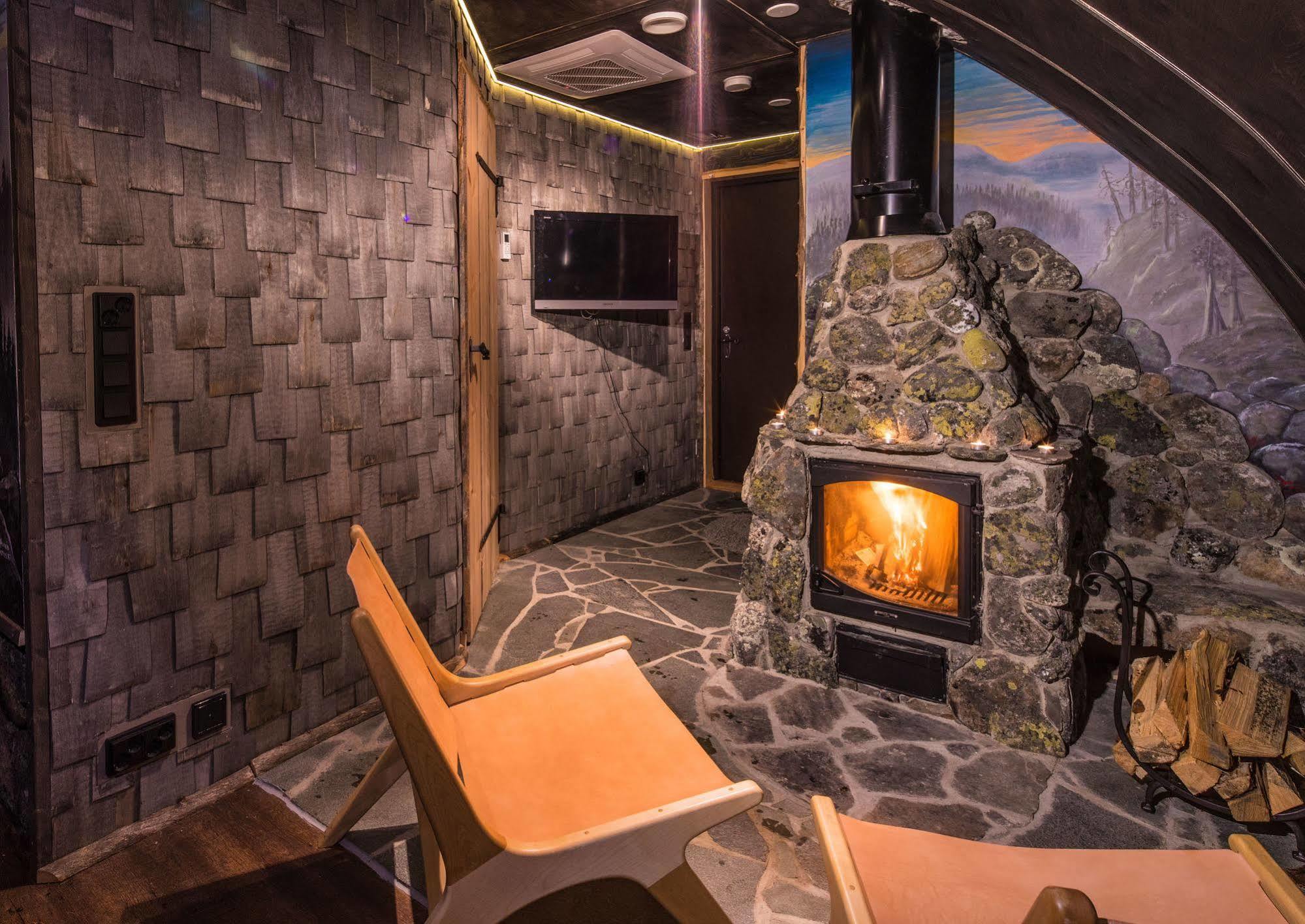 Lapland Northern Lights Hotel Ilveslinna Ranua Exterior foto